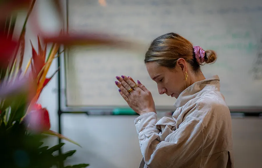 womb-awakening-retreats