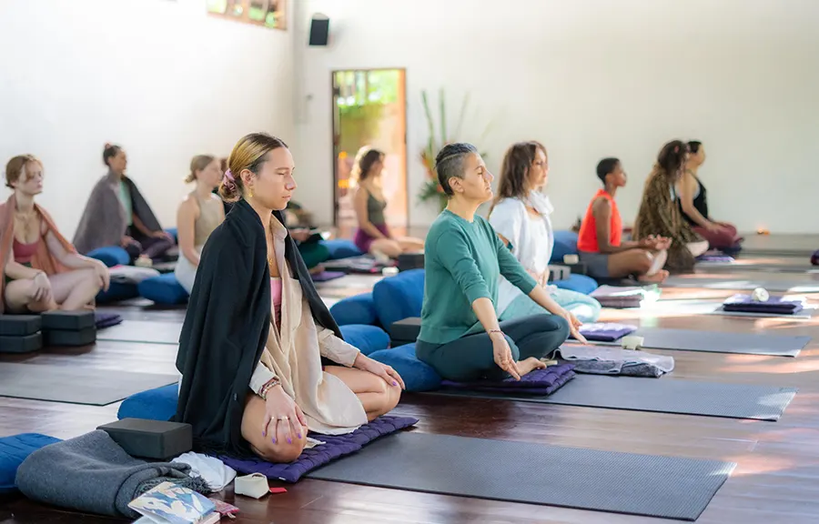 yoga-teacher-training